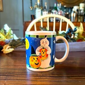 Vintage Halloween mug 🎃